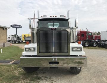 2008 WESTERN STAR 4900EX TRI AXLE DAYCAB Z81456