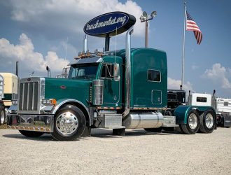 2005 PETERBILT 379X SLEEPER 845891