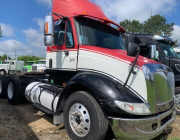 2007 INTERNATIONAL 8600 DAYCAB 460569