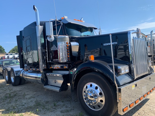 2015 KENWORTH W900L SLEEPER