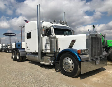 2004 PETERBILT 379EXHD SLEEPER 806187
