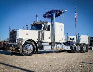 2017 PETERBILT 389 GLIDER 454140