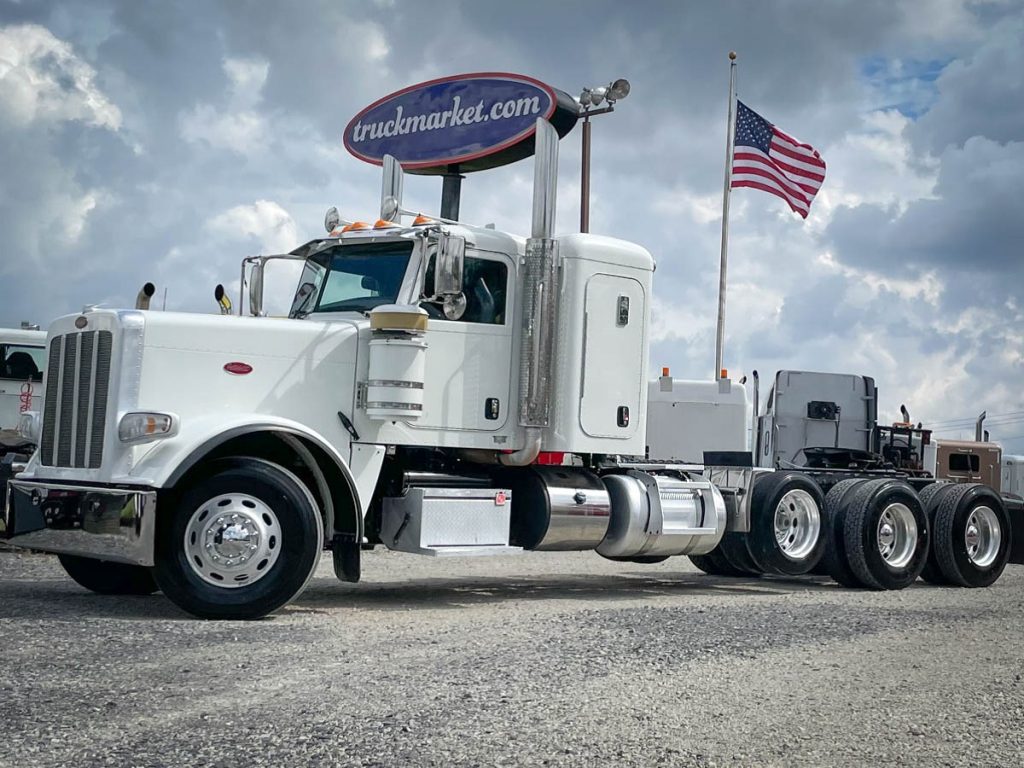 2016 PETERBILT 389 TRI AXLE SLEEPER