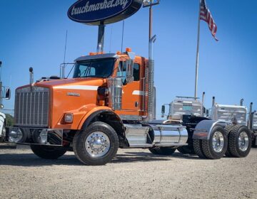 2011 KENWORTH T800W DAYCAB 285482