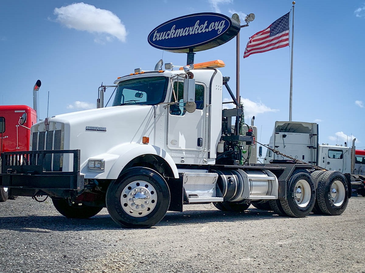 2013 KENWORTH T800 HYDRAULIC WINCH TRUCK