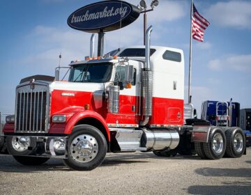 2006 KENWORTH W900 SLEEPER 138057