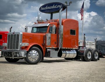 2017 PETERBILT 389 SLEEPER 342346