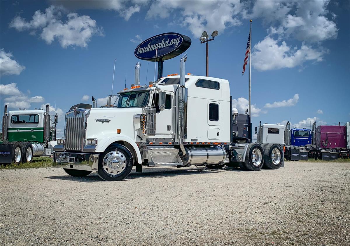 2000 KENWORTH W900L PRE ELOG SLEEPER