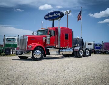 2015 KENWORTH W900L SLEEPER 423316