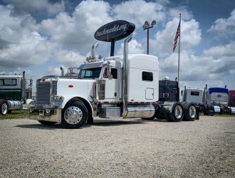 2006 PETERBILT 379EXHD SLEEPER 889164