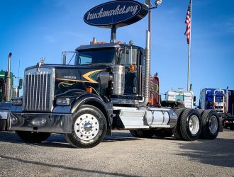 2012 KENWORTH W900L DAYCAB 300208