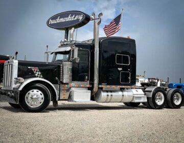 2006 PETERBILT 379X SLEEPER 898686