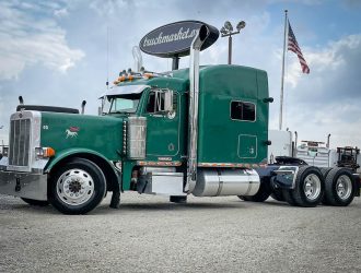 2003 PETERBILT 379EXHD SLEEPER 804975