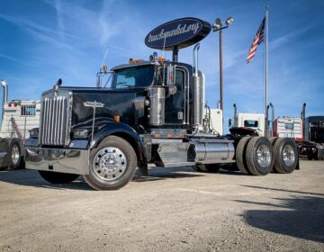 2000 KENWORTH W900L PRE ELOG DAYCAB 852051