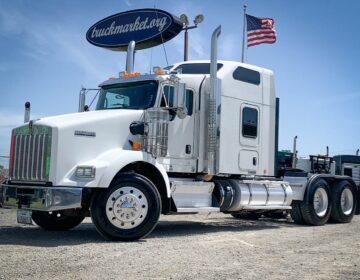 2011 KENWORTH T800 SLEEPER 290512
