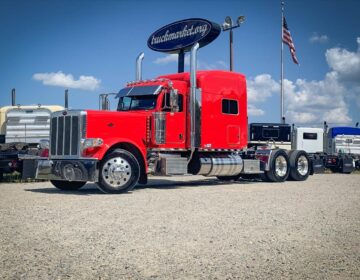 2018 PETERBILT 389 SLEEPER 465751