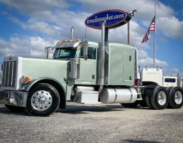 2005 PETERBILT 379EXHD SLEEPER 853435