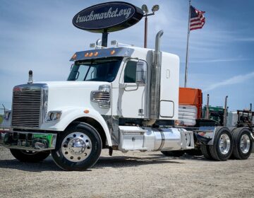 2012 FREIGHTLINER CORONADO SLEEPER BU9644