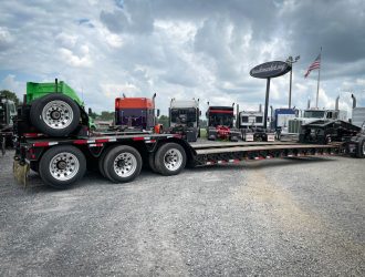 2006 PETERBILT 378 DAYCAB 660810