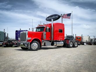2015 PETERBILT 389 SLEEPER 261023