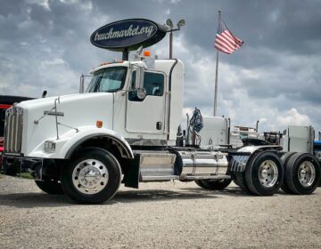 2013 KENWORTH T800 DAYCAB 346350