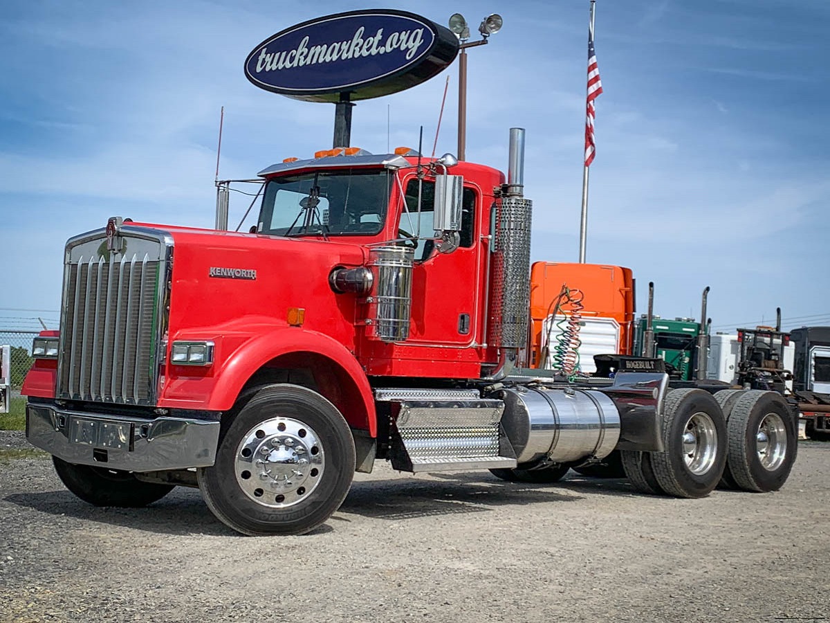 2005 KENWORTH W900 DAYCAB