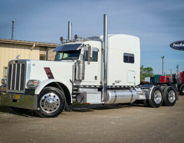 2008 PETERBILT 389 SLEEPER 757413