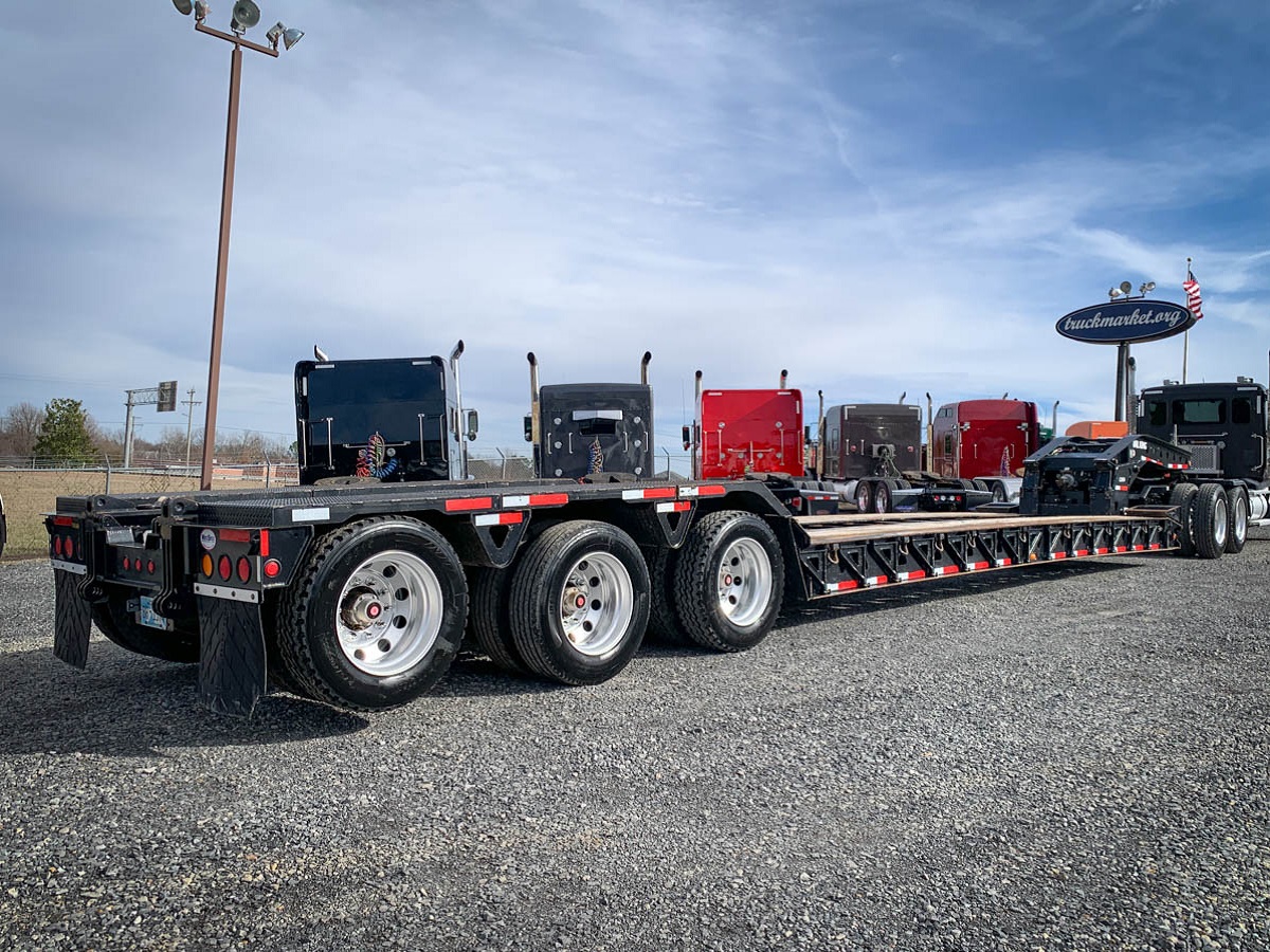 2018 TRAILKING TK110HDG LOWBOY TRAILER