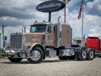 2013 PETERBILT 388 SLEEPER 187655