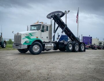 2012 KENWORTH T800 ROLL-OFF TRUCK 310712