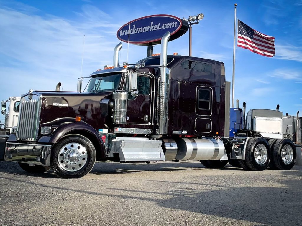 2021 KENWORTH W900L SLEEPER