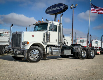 2007 PETERBILT 378 DAYCAB 685121