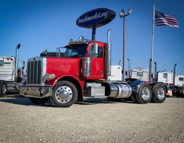 2014 PETERBILT 388 DAYCAB 232459