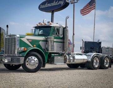 2005 PETERBILT 379EXHD DAYCAB 842698
