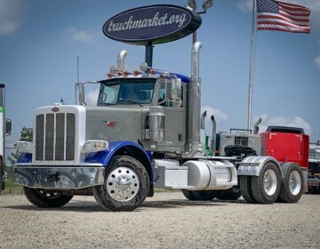 2018 PETERBILT 389 DAYCAB 448008