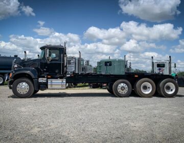 2007 MACK CV713 CAB & CHASSIS 055987