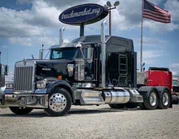 2017 KENWORTH ICON 900 STUDIO SLEEPER 162419