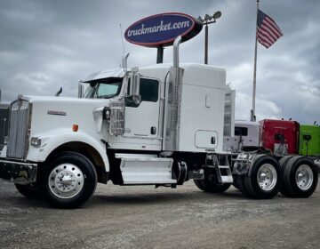 2014 KENWORTH W900 SLEEPER 396551