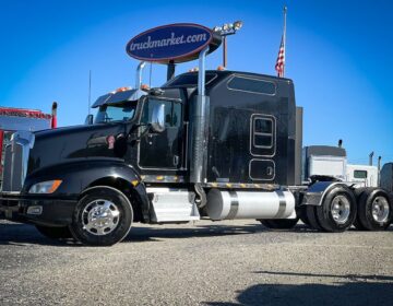 2015 KENWORTH T660 GLIDER KIT 105170
