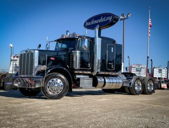 2014 PETERBILT 388 SLEEPER 239322