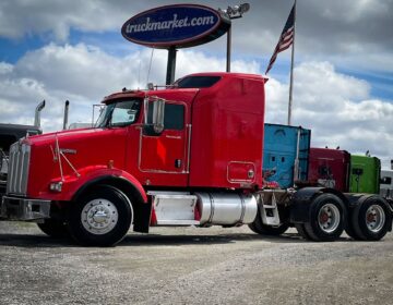 2007 KENWORTH T800 SLEEPER 214067
