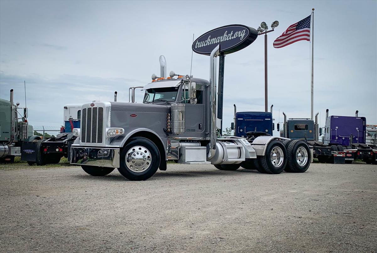 2015 PETERBILT 389 GLIDER