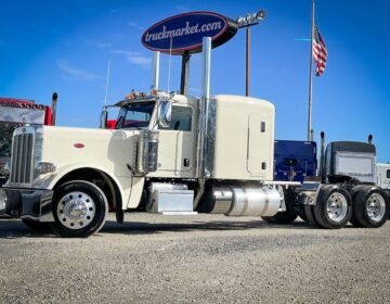 2019 PETERBILT 389 SLEEPER 611842