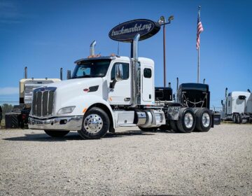 2016 PETERBILT 579 SLEEPER 297228