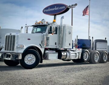 2020 PETERBILT 389 TRI AXLE SLEEPER 640243