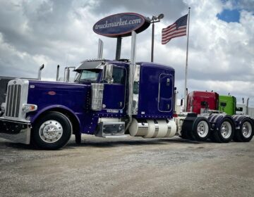 2019 PETERBILT 389 TRI AXLE SLEEPER 611230