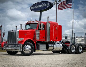2016 PETERBILT 389 SLEEPER 352751