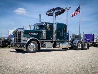 2017 PETERBILT 389 PRIDE & CLASS 419573