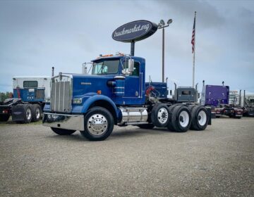 1999 KENWORTH W900 PRE-ELOG DAYCAB 792355