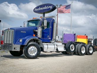 2007 KENWORTH T800W TRI AXLE DAYCAB 163278